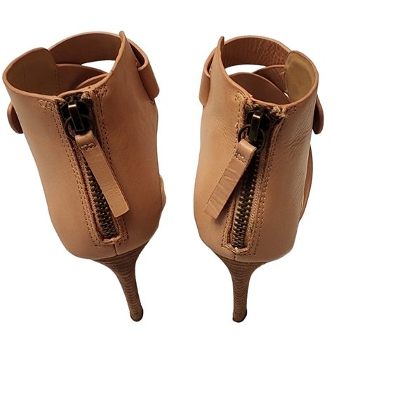 Joe's Jeans Pete Leather Heels Size 6 - Picture 6 of 13